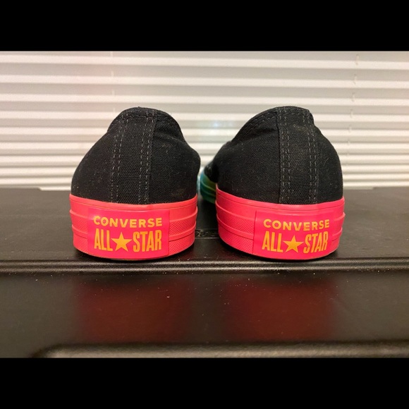 Converse Chuck Taylor All Star Black and Rainbow Size 11.5 Mens - Picture 2 of 3